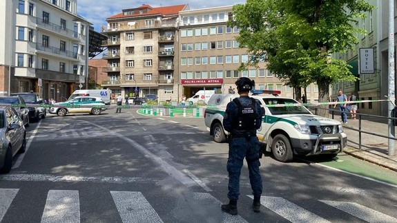 Hrozbu zamínovania preverovali na viacerých ZŠ, najmä v Petržalke