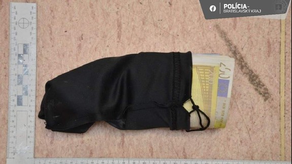 "Zberateľ " Jakub: Za mincu zaplatil falošnými bankovkami, hrozí mu 10 rokov za mrežami