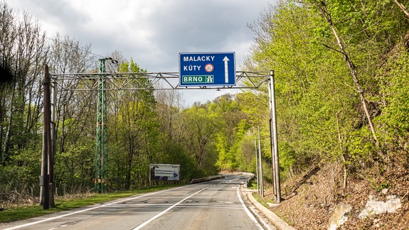 V nedeľu rátajte v Bratislave a okolí pre cyklistické preteky s dopravnými obmedzeniami