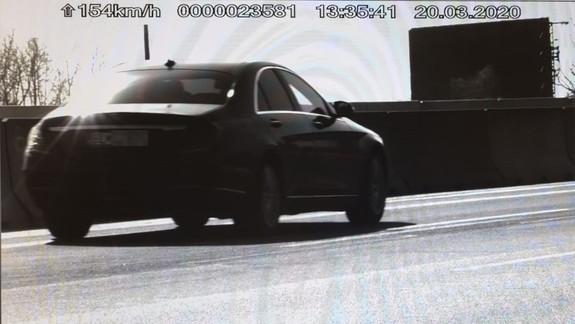 Polícia pripomína vodičom, aby aj v tomto období dodržiavali pravidlá cestnej premávky