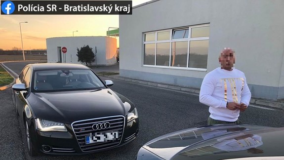 Ďalší Čech sa rútil po diaľnici v audine a aj on dostal od policajtov pokutu 800 eur