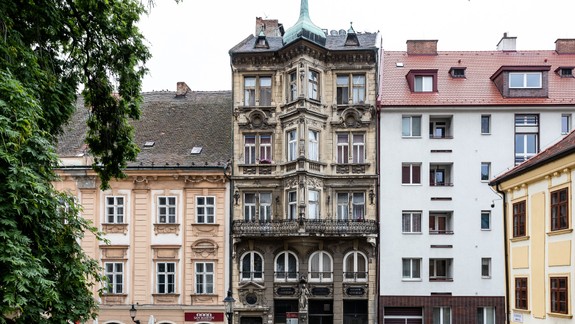 Dobrá správa: Budova ikonickej Lekárne u Salvátora sa možno vráti do rúk mesta