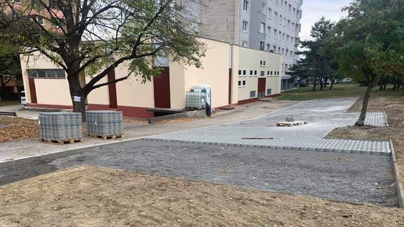 Vodiči sa potešia, v Dúbravke čoskoro pribudnú desiatky parkovacích miest