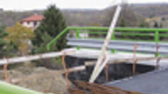 Predĺženie Harmincovej ulice sa asi oddiali 