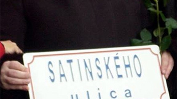 Július Satinský už má v centre svoju ulicu