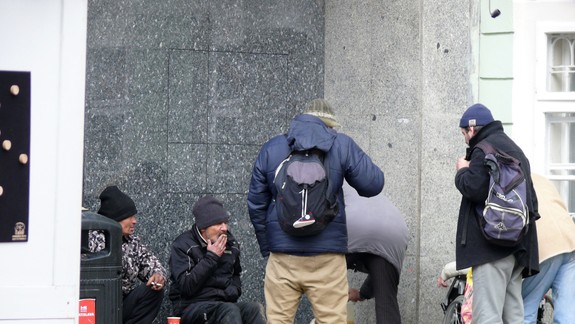 Pre pomoc ľuďom bez domova v mrazoch funguje SOS linka i aplikácia