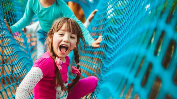 Výzva pre materské školy: Získajte zrevitalizovaný dvor a pomôžte ľuďom bez domova