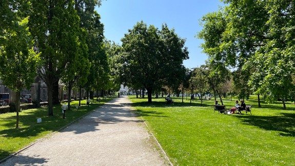 Staré Mesto pokračuje v revitalizácii Grasalkovičovej záhrady. Kedy práce dokončia?