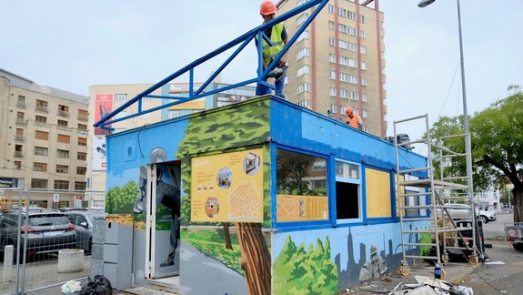 Nepovolené stánky z Kamenného námestia miznú: Čo mesto plánuje dať na ich miesto?