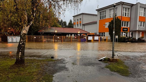 V Stupave zriadili na základnej škole evakuačné stredisko