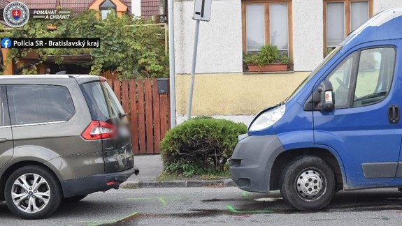 Vodič s takmer dvoma promile spôsobil vo Vajnoroch nehodu