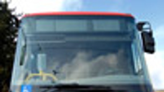 V nových autobusoch už vyčíňali vandali