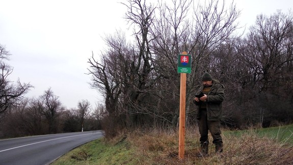Strážcovia riešili v oblasti Malé Karpaty 17 prípadov nelegálneho paraglidingu