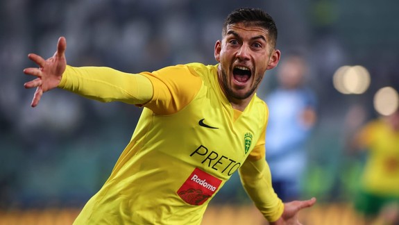 Futbal: Žilina zdolala Slovan 2:1 gólom Bariho z 90.+5 minúty