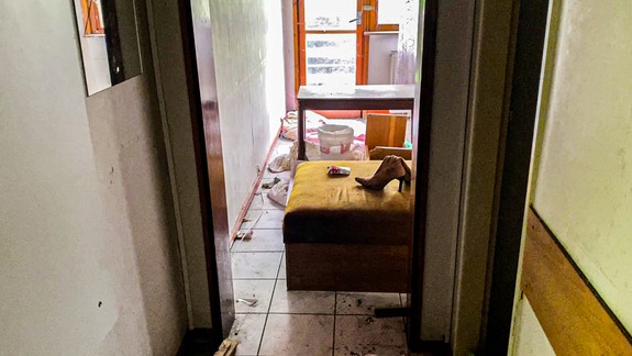 FOTO a VIDEO Toto ste asi ešte nevideli: Pozrite sa dovnútra hotela Flóra, ktorý musia zbúrať