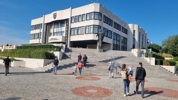 Dnes je Deň otvorených dverí v parlamente. Akciu otvoril Boris Kollár