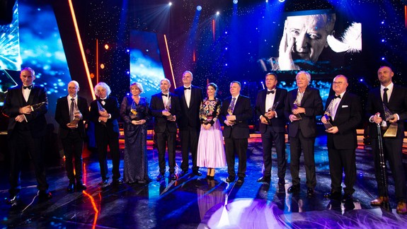 Krištáľové krídlo 2019 získalo 13 slovenských osobností