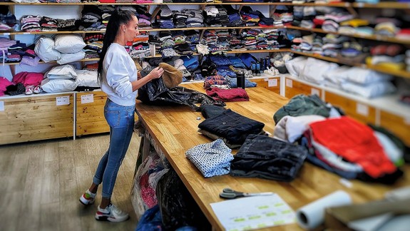 V Slnečniciach otvorili Odevnú banku, môže pomôcť buď vám alebo vy jej