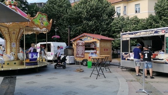 Pre milovníkov dobrého jedla a pitia: Street food festival zavíta aj do Dúbravky