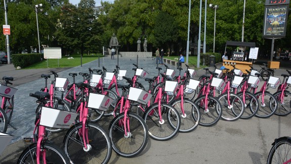 VIDEO: V Bratislave pribudli ďalšie zdieľané bicykle - nielen cena za jazdu vás prekvapí
