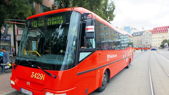 Bratislavčanov čakajú najbližšie dni obmedzenia v MHD