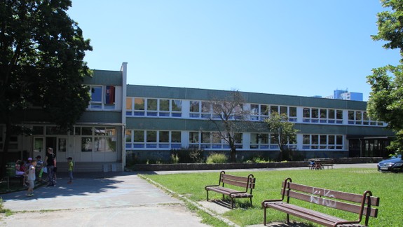 Gröhling: Riaditeľ či zriaďovateľ školy nemôže rozhodnúť o uzavretí celej školy