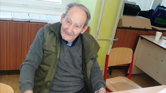 Vo Vrakuni je členom volebnej komisie 92-ročný Jozef Vaškeba. Viete, čím sa zviditeľnil?