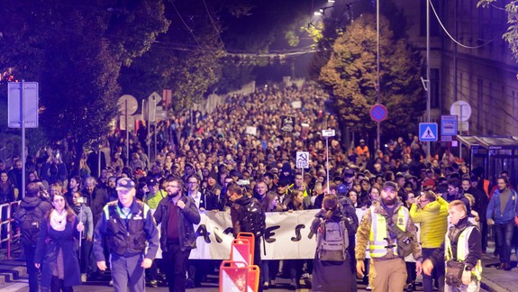 VIDEO: Pochod Za spravodlivé Slovensko podporili tisíce ľudí
