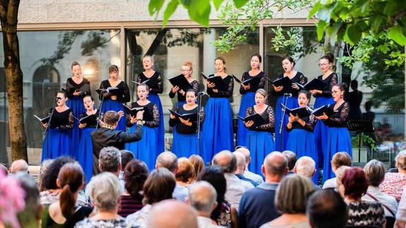 Tip na sobotný koncert: Na Železnej studničke zaznie výber z obľúbených muzikálov v podaní Les Sirènes