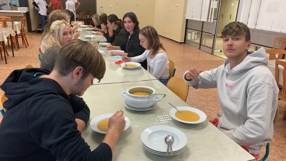 Petržalské školy menia stravovací systém. Jedálne budú variť zdravšie a chutnejšie jedlá