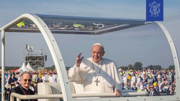 Arcibiskupovi Zvolenskému zostane  v pamäti empatia pápeža Františka