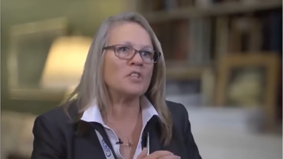 HOAX: Americká vedkyňa Mikovitsová zavádza a šíri nepravdy vo videu Plandemic