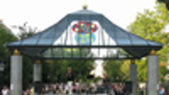 V centre zaznie džez, folklór i rómska hudba