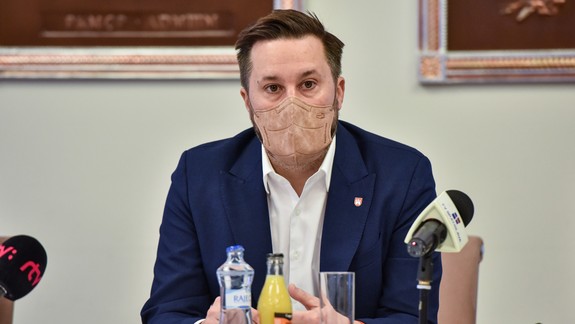 Primátor deklaruje, že zatápanie podjazdu na Gagarinovej mesto rieši