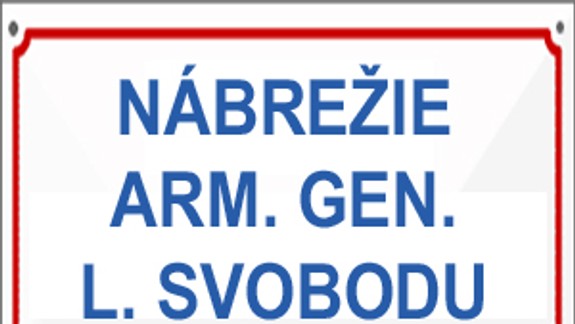 Názov nábrežia po Svobodovi je zarážajúci