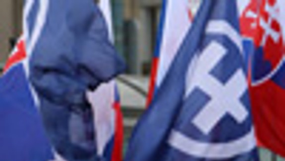 Počas zhromaždení predviedli šiestich ľudí