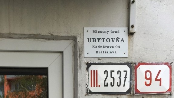 Račianska samospráva poskytne dva byty pre ľudí bez domova z OZ Vagus