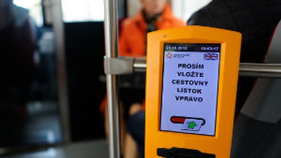 DPB chce do konca roka spustiť možnosť kúpy lístka platobnou kartou priamo v MHD