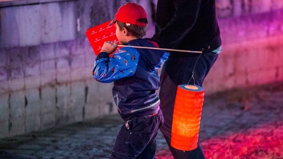 Tip pre rodiny s deťmi: Zažite Svätomartinský lampiónový sprievod, pozrite si predstavenie