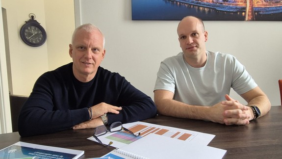 ROZHOVOR: Bezplatným kurzom plávania pomáhajú tisíckam detí, dnes k tomu pridali ďalšiu aktivitu