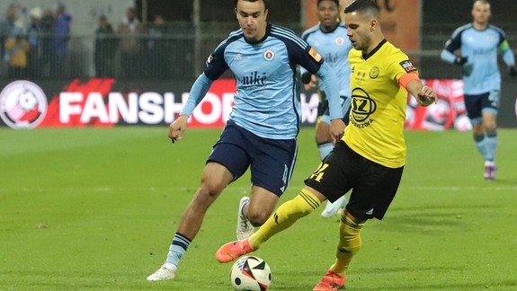 Futbal: Slovan vyškolil Podbrezovú z efektivity, podľa Koštrnu rozhodla skúsenosť