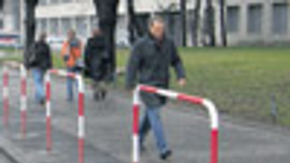 Chodníky Námestia slobody sú voľnejšie