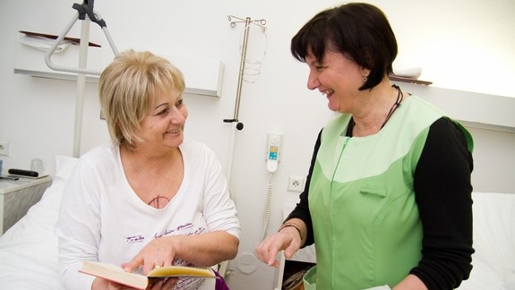 Poznáte ich? Dobrovoľníci z Vŕby pomáhajú onkologickým pacientom v nemocniciach už 20 rokov