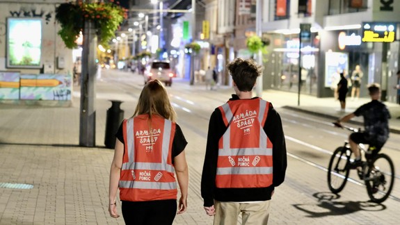Na vašu bezpečnosť v uliciach budú aj tento rok dohliadať dobrovoľníci z Nočnej pomoci