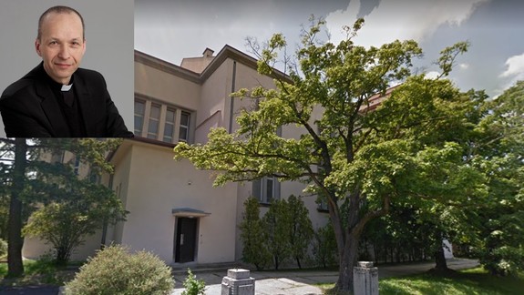 VIDEO: Biskup sa vyštveral na vrchol Slavína, aby pripomenul zbúranie veže kostola na Kalvárii...