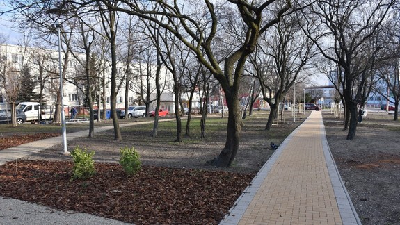 FOTO: V Novom Meste musia byť s rokom 2017 spokojní – dokončili sa až tri parky pre verejnosť