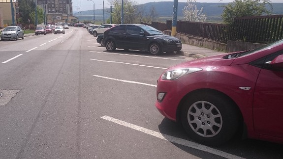 Na Majerníkovej zostane šikmé parkovanie