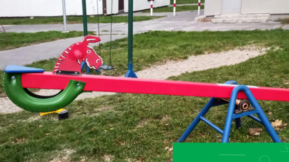 Petržalka vynovila hracie prvky na viacerých detských ihriskách