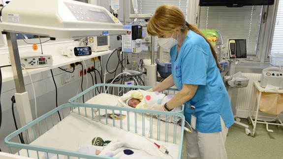 Obyvateľov Slovenska opäť ubudlo, pôrodnosť klesla na historické minimum