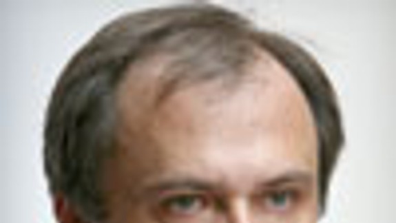 Smolík odišiel pre nezhody s Hroncovou